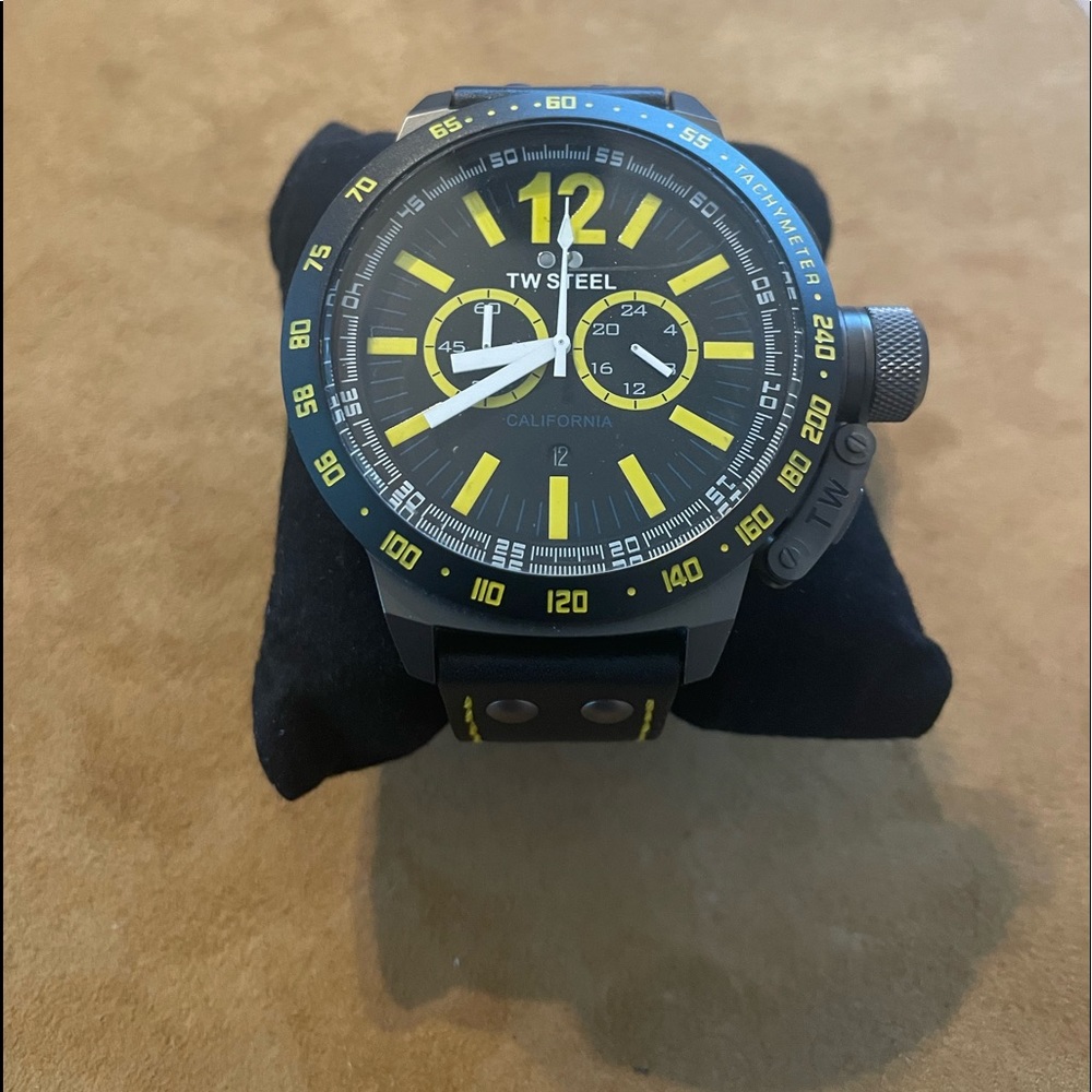 TW Steel California CE1044 Mens Watch